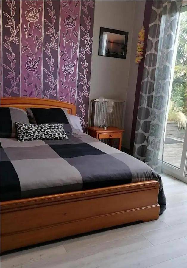 Double Room with Terrace in Pontivy, Région de Pontivy