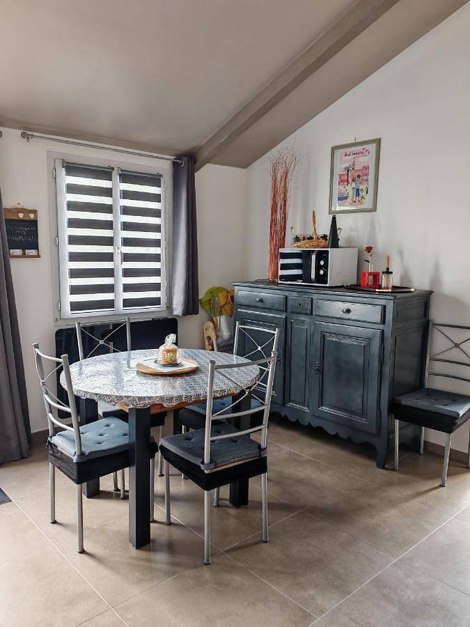 Location de vacances pour 4 personnes, avec jardin dans Yves - 4