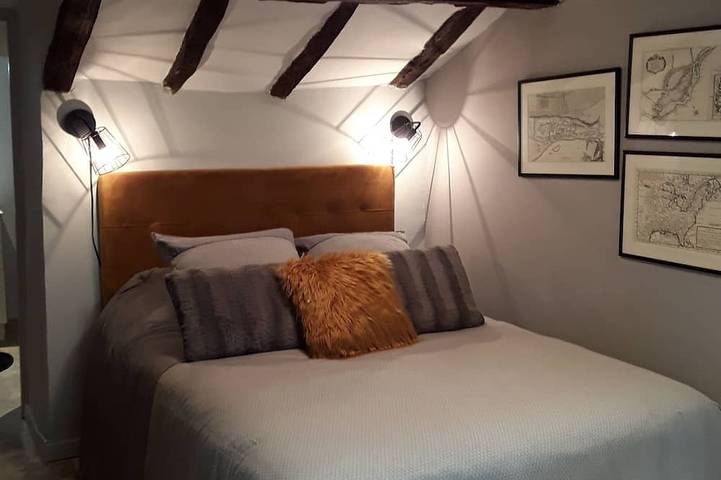 Gîte pour 2 personnes, avec jardin et jacuzzi à Esclauzels - 3