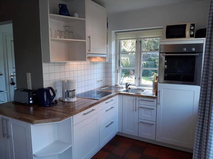Ferienhaus für 4 Personen, mit Terrasse und Garten in Alkersum - 3