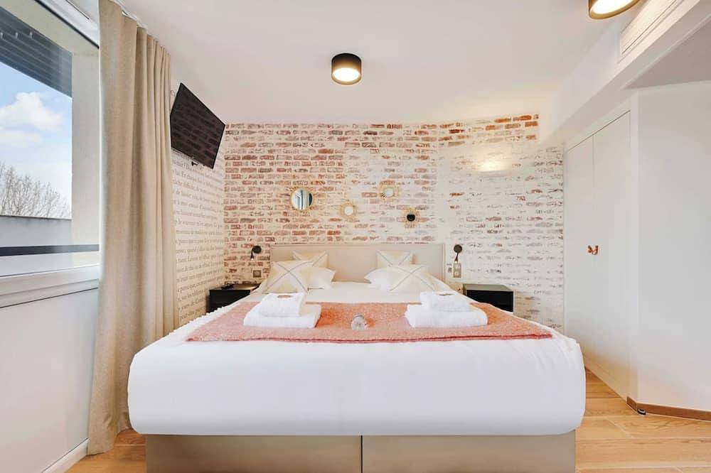 Appartement entier, Studio Jaurès #43- Rooftop & Ac in Vanves, Hauts-de-Seine