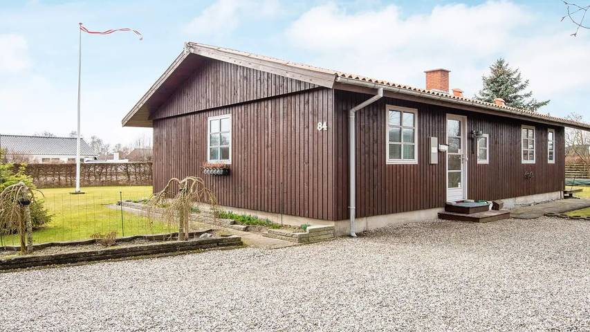 Ferieudlejning for 10 personer, med terrasse i Grenå Strand