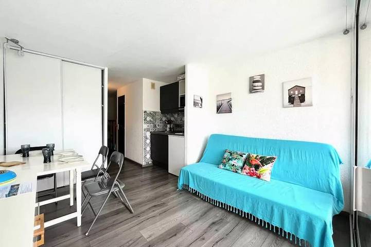 Gîte pour 6 personnes, avec piscine dans Amigoland Le Grau Du Roi