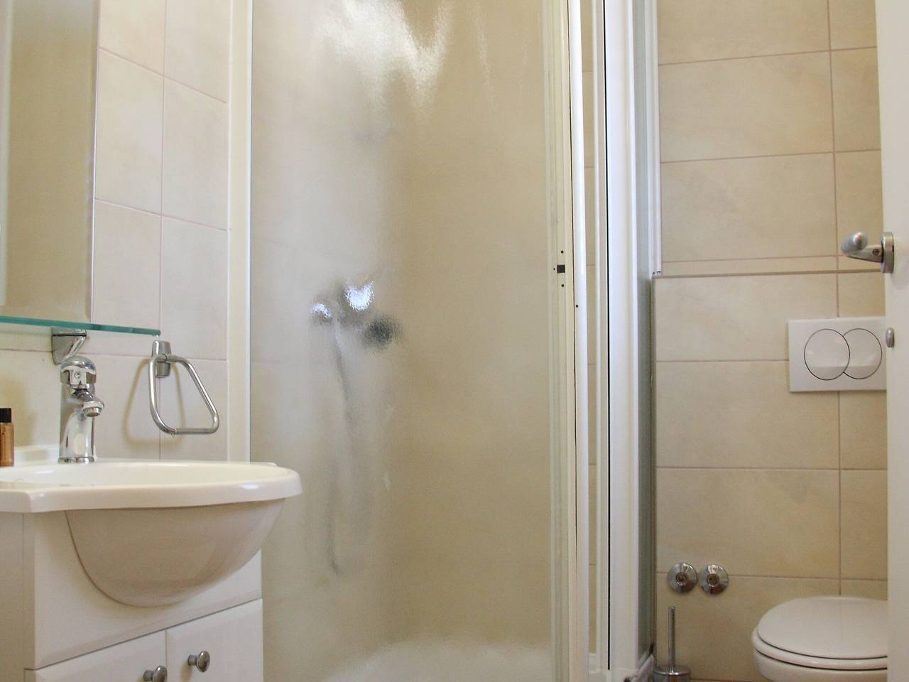 Entire apartment, Villa Alegria Cavtat - Studio Apartment with Patio and Garden View in Cavtat, Dubrovnik-Neretva