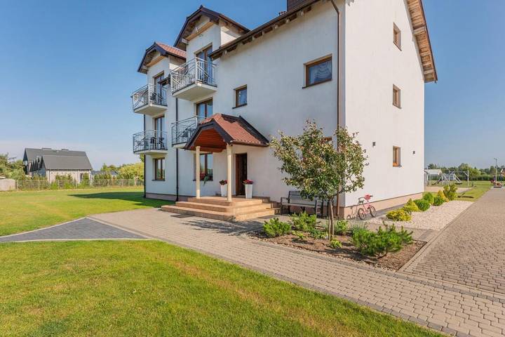 Apartament wakacyjny dla 2 osób, z ogród i widok oraz sauna w Karwia