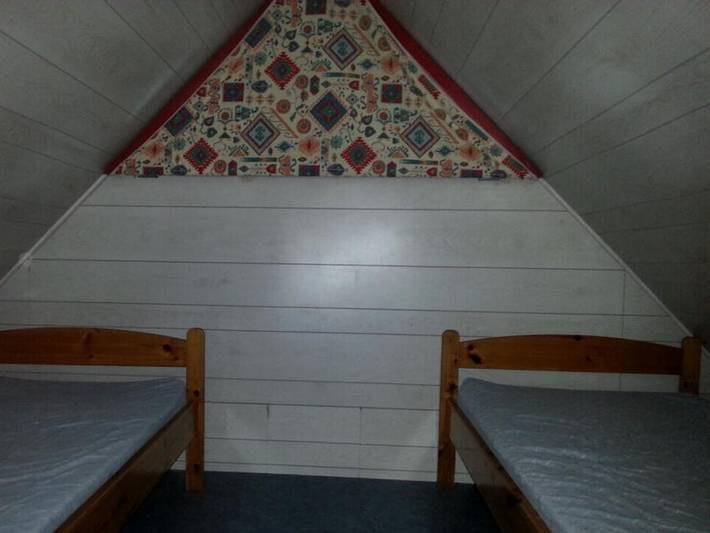 Camping Paradis Bellerive - Chalet 4 personnes - Les Lauriers - 2 chambres in Montfrin, Région de Nîmes
