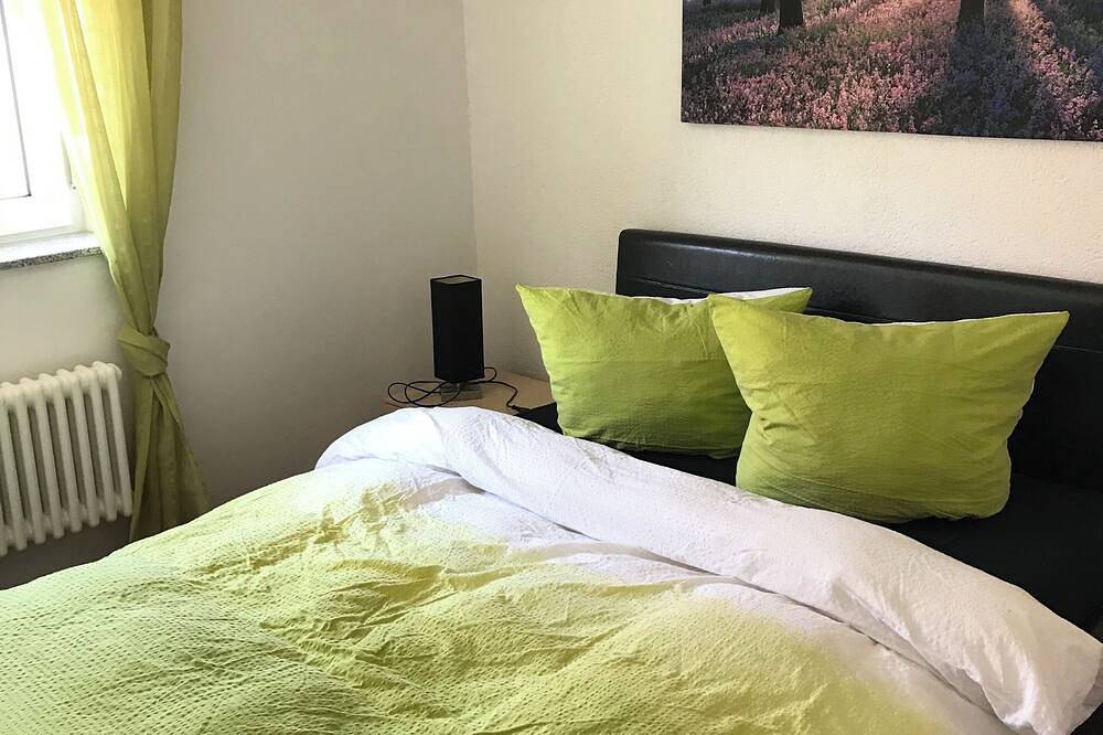Ganze Wohnung, Ferienwohnung Romantica: Viel Platz für 12 Personen nahe Dinkelsbühl in Schopfloch, Romantische Straße