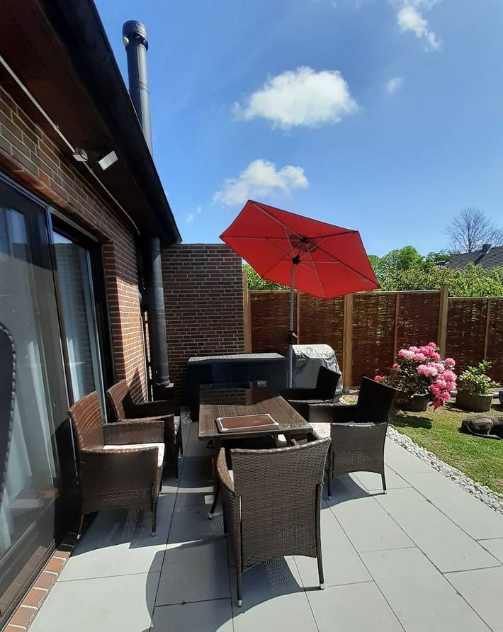 Ferienhaus für 8 Personen, mit Terrasse und Garten in Holtgast - 2