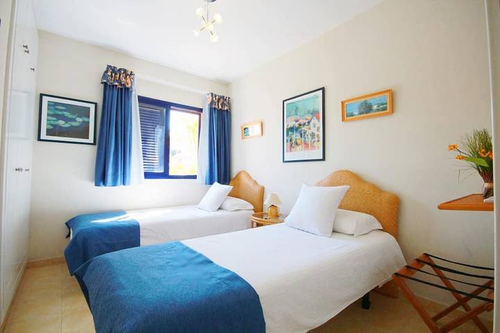 Villa für 8 Personen, mit Whirlpool und Balkon sowie Pool und Garten in Gran Canaria Süd - 3