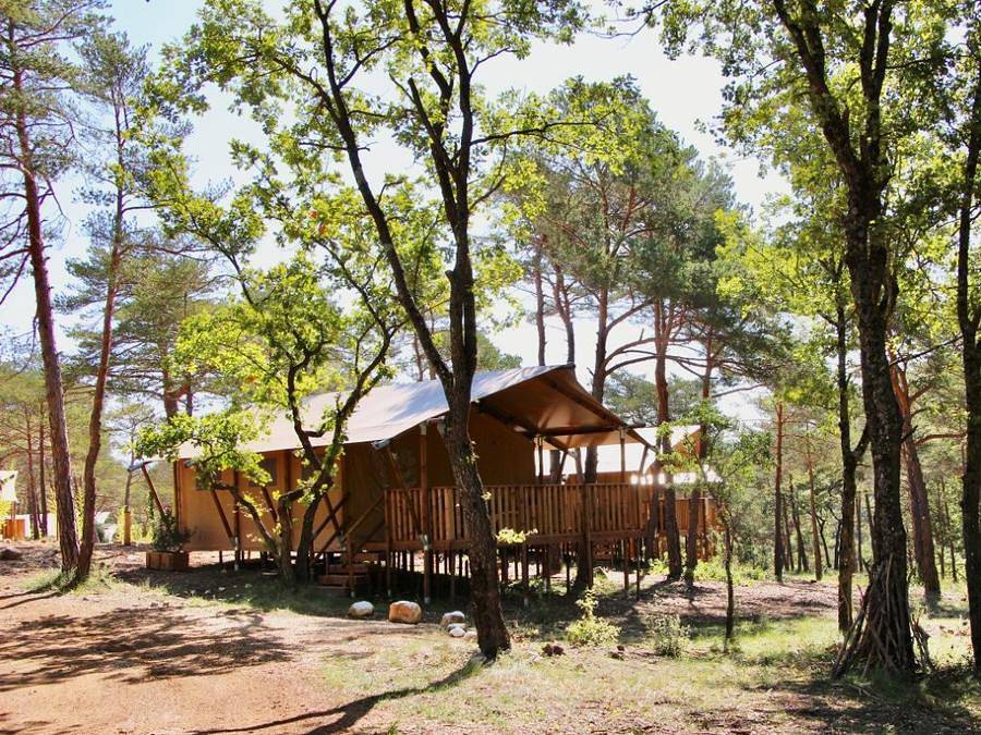 Camping Verdon les Grands Domaines - Tienda de lona y madera 5 personas - Tienda Lodge - 35 m² - 2 habitaciones in Saint-Laurent-du-Verdon, Parc naturel régional du Verdon