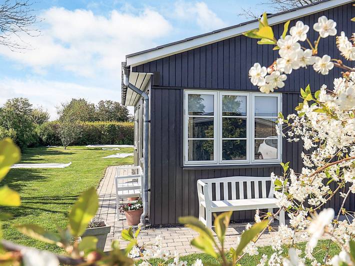 Ferieudlejning for 6 personer, med terrasse, husdyr tilladt i Vordingborg