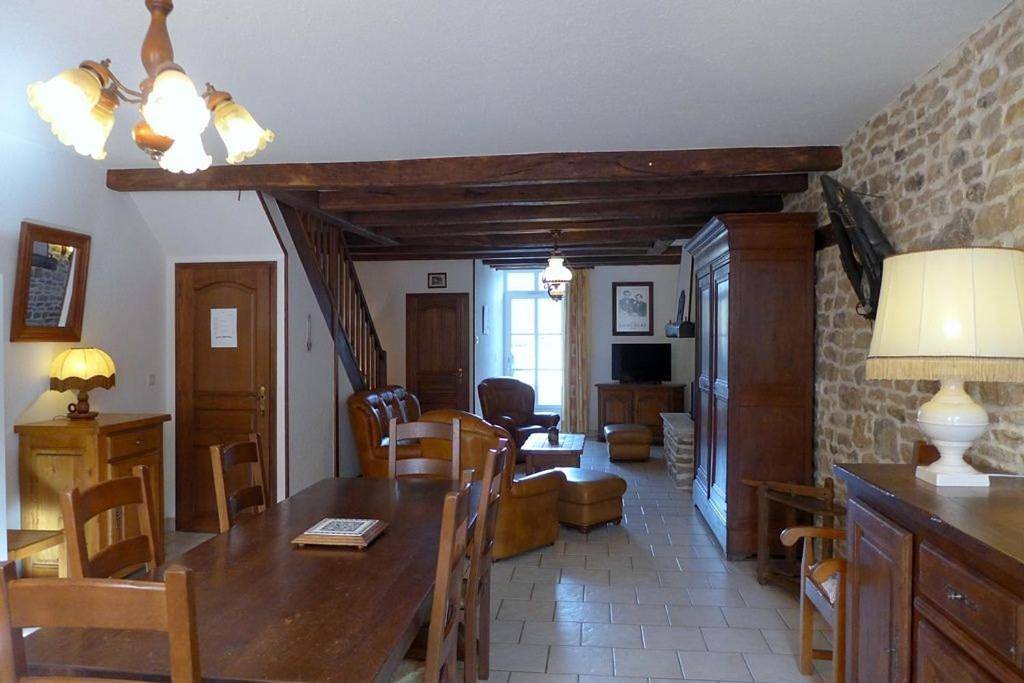 Le cèdre bleu in Goncourt, Haute-Marne
