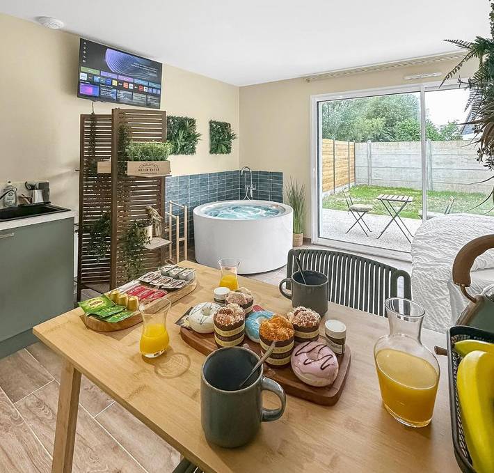 Location de vacances pour 2 personnes, avec jacuzzi et jardin à Rang-du-Fliers - 3