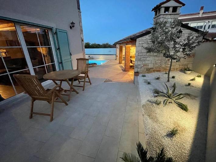 Villa pour 6 personnes, avec jardin ainsi que piscine et vue à Kavran - 4