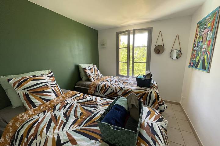 Location de vacances pour 8 personnes, avec Terrasse et Jardin à Malemort-du-Comtat - 4
