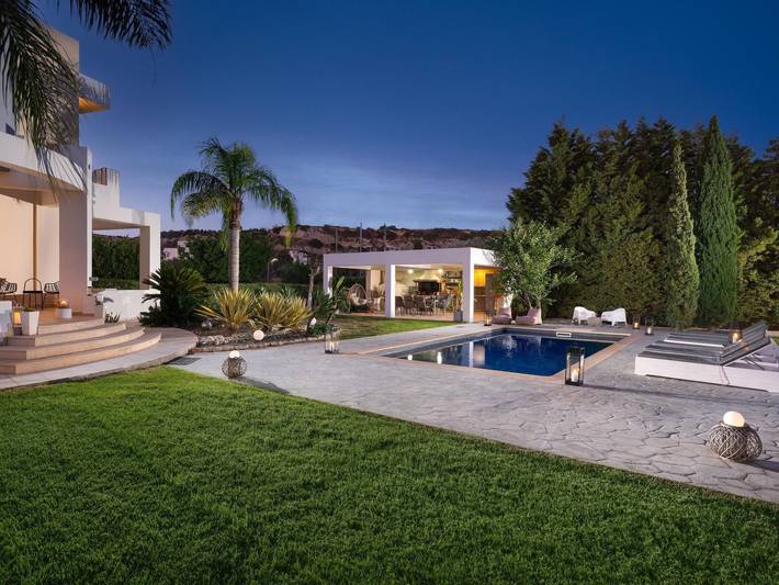 Ferienhaus für 10 Personen, mit Garten und Terrasse sowie Pool in Afantou - 2