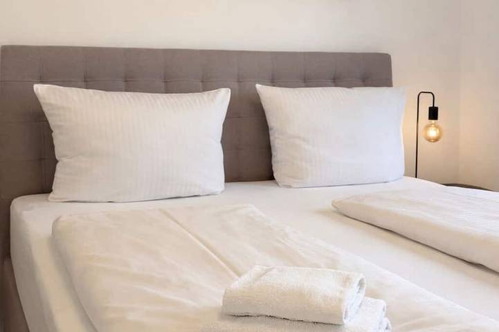Ganze Wohnung, Modernes Apartment mit Balkon & Wohlfühl-Ambiente in Augsburg, Bayerisch Schwaben