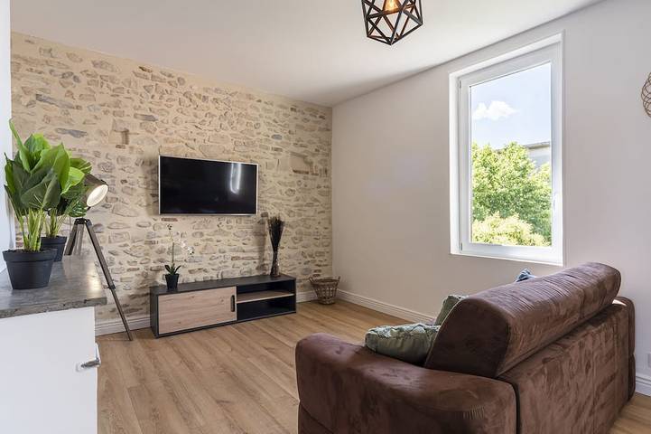 Ganze Wohnung, Le Liondor, superb apartment near park, station and town center in Montélimar, Nyons und Umgebung