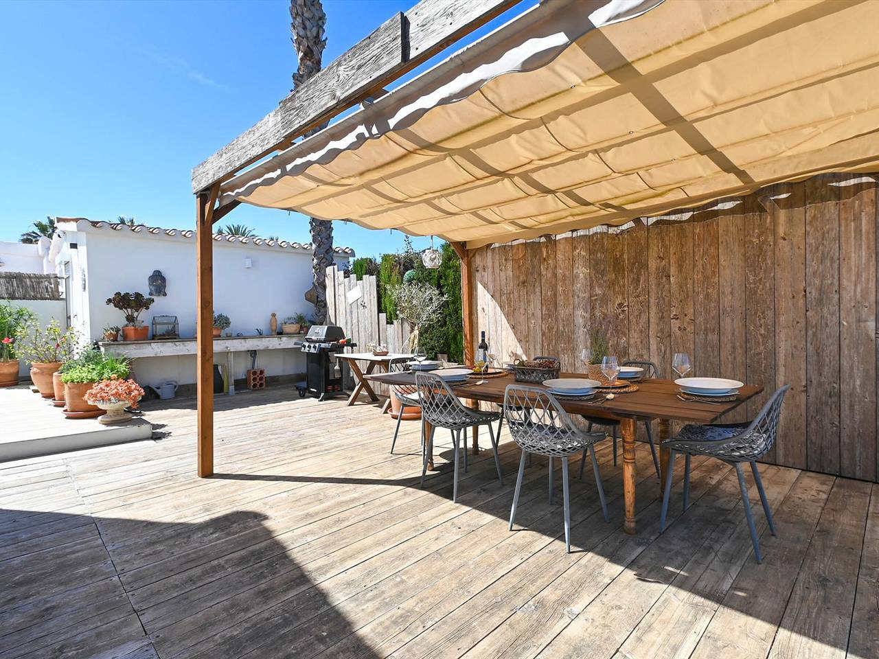 Villa moderne à Denia, proche plage, animaux admis, climatisation in Las Marinas, Dénia