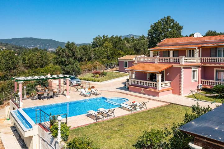 Villa pour 9 personnes, avec Balcon ainsi que Terrasse et Jardin