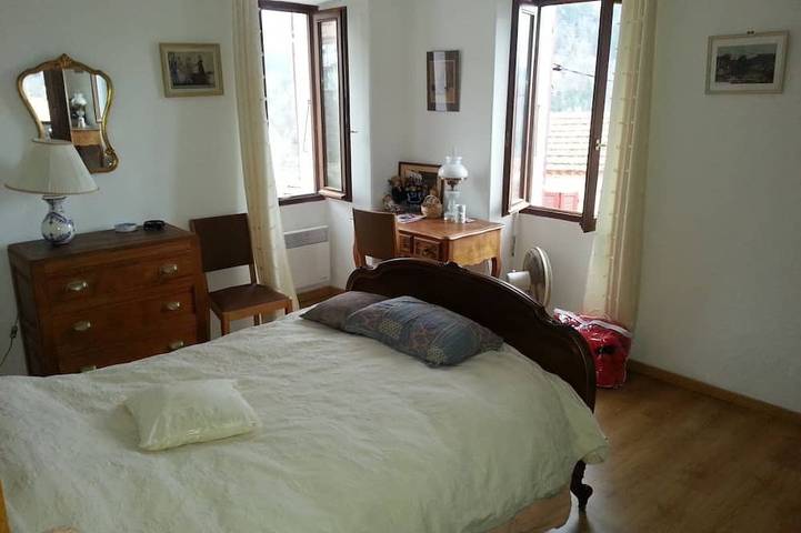 Location de vacances pour 6 personnes, avec jardin et terrasse à Évisa - 2