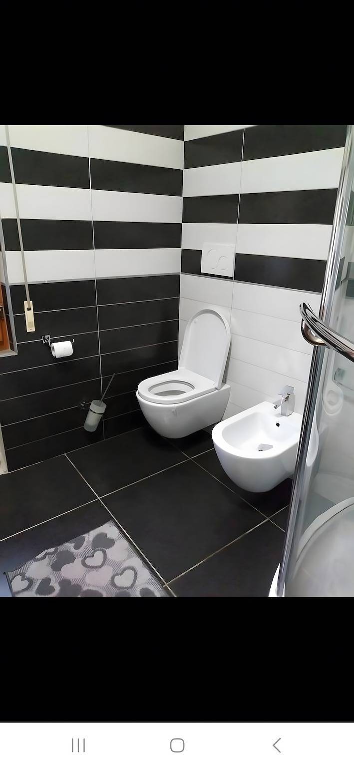 Apartamento entero, Apartamento 'Valentina' con Balcón, Wi-Fi y Aire Acondicionado in Jerzu, Barbagia