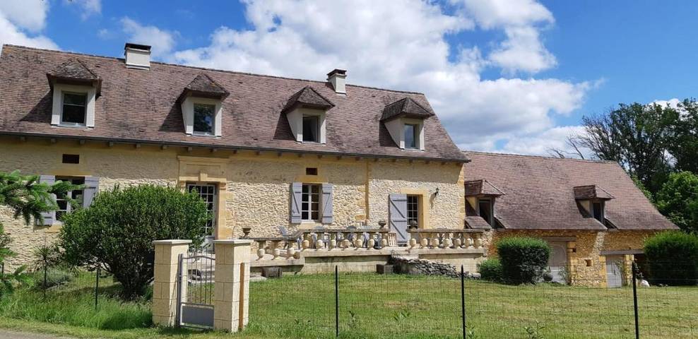 Location de vacances pour 7 personnes, avec piscine et jardin à Anglars-Nozac - 2