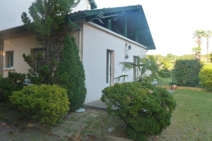 Maison de vacances pour 4 personnes, avec Terrasse et Jardin à Boucau