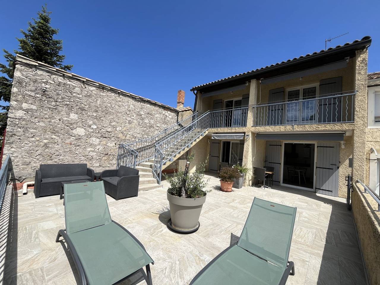 Appartement entier, Appartement de 32 m² - Bellevue Appartements in Saint-Martin-d'Ardèche, Gorges de l’Ardèche