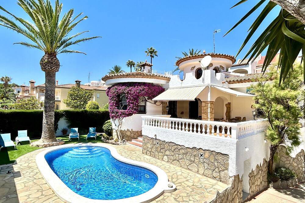 Coral Villa piscina privada, jardín, Wifi gratis in Miami Platja, Mont-roig del Camp