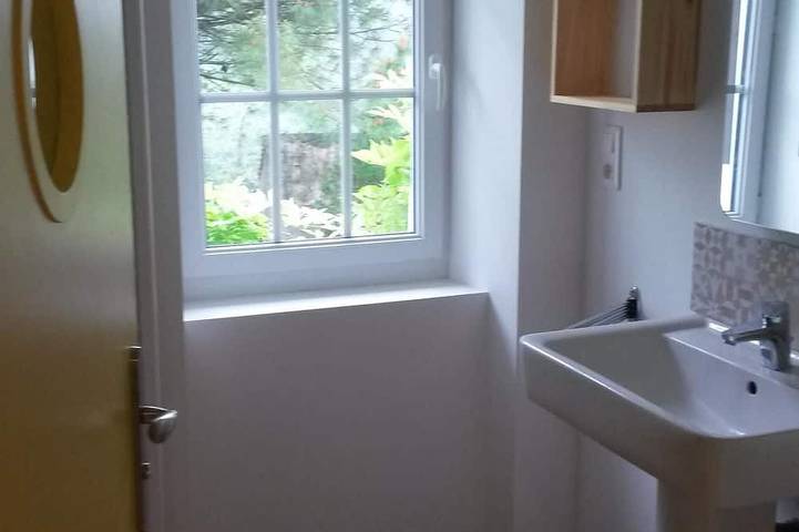 Location de vacances pour 5 personnes, avec terrasse et jardin à Saint-Thomas-de-Conac - 4