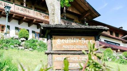 Bauernhof für 2 Personen, mit Garten und Seeblick am Attersee