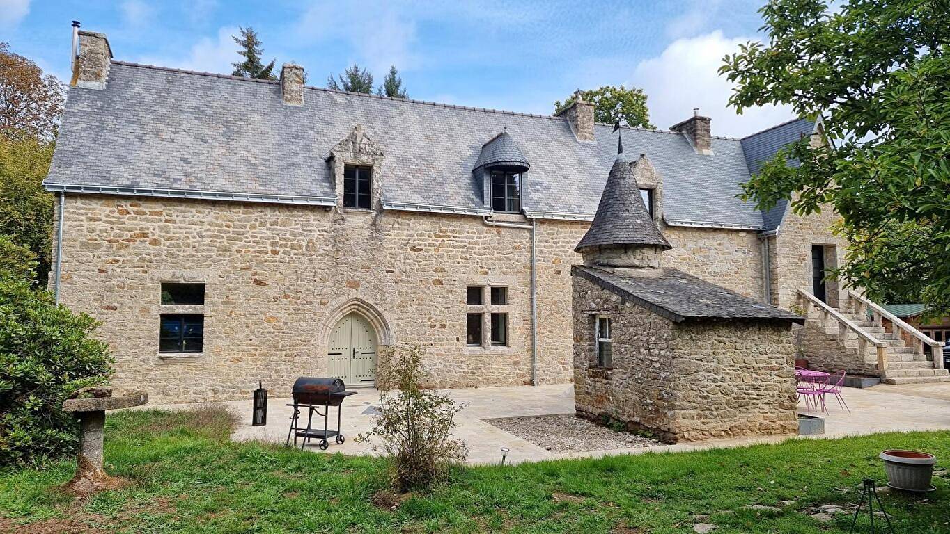 Manoir de Menglieu - Reine Morgane in Treffléan, Parc naturel régional du Golfe du Morbihan