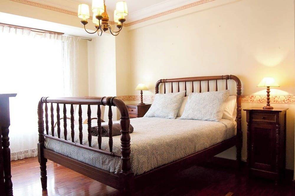 Entire apartment, Apartment Ultramar \"Ferrol\". in Ferrol, Galician Coast