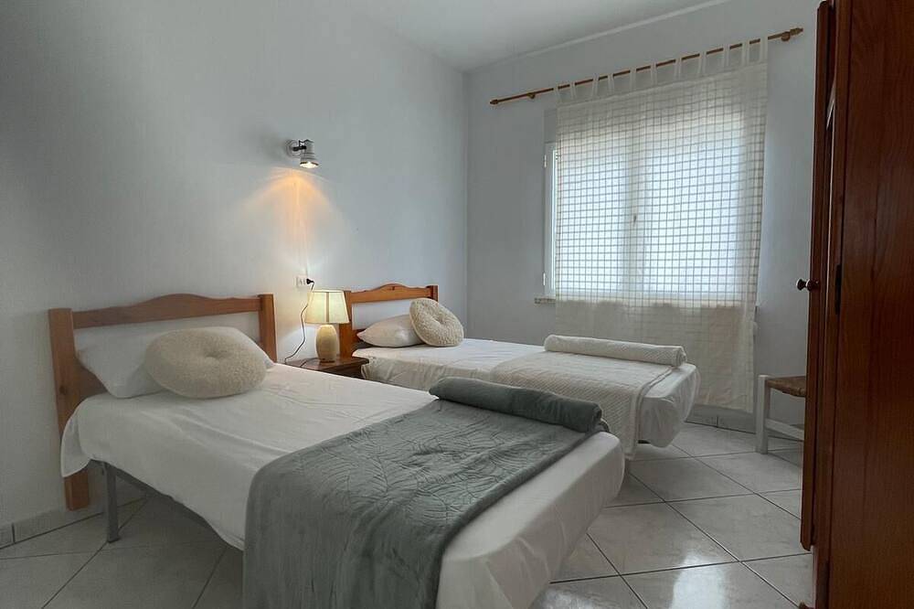 Entire apartment, Casa Las Perlas, relax by the sea with a great view of the Montgo in Dénia, Costa Blanca