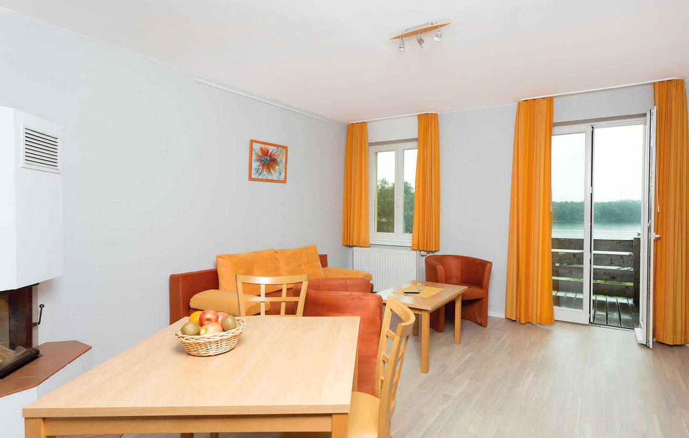 Ganze Ferienwohnung, Ferienwohnung am See mit Garten, Parkplatz & Internet bei Rheinsberg in Rheinsberger See, Rheinsberg