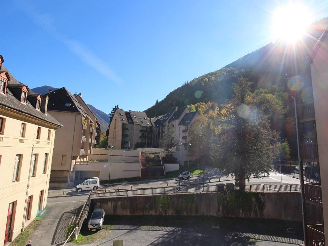 Appartement entier, Luchon : T3 cosy pour 4 pers, au pied du télécabine, parking privé in Luchon-Superbagnères, Bagnères-de-Luchon