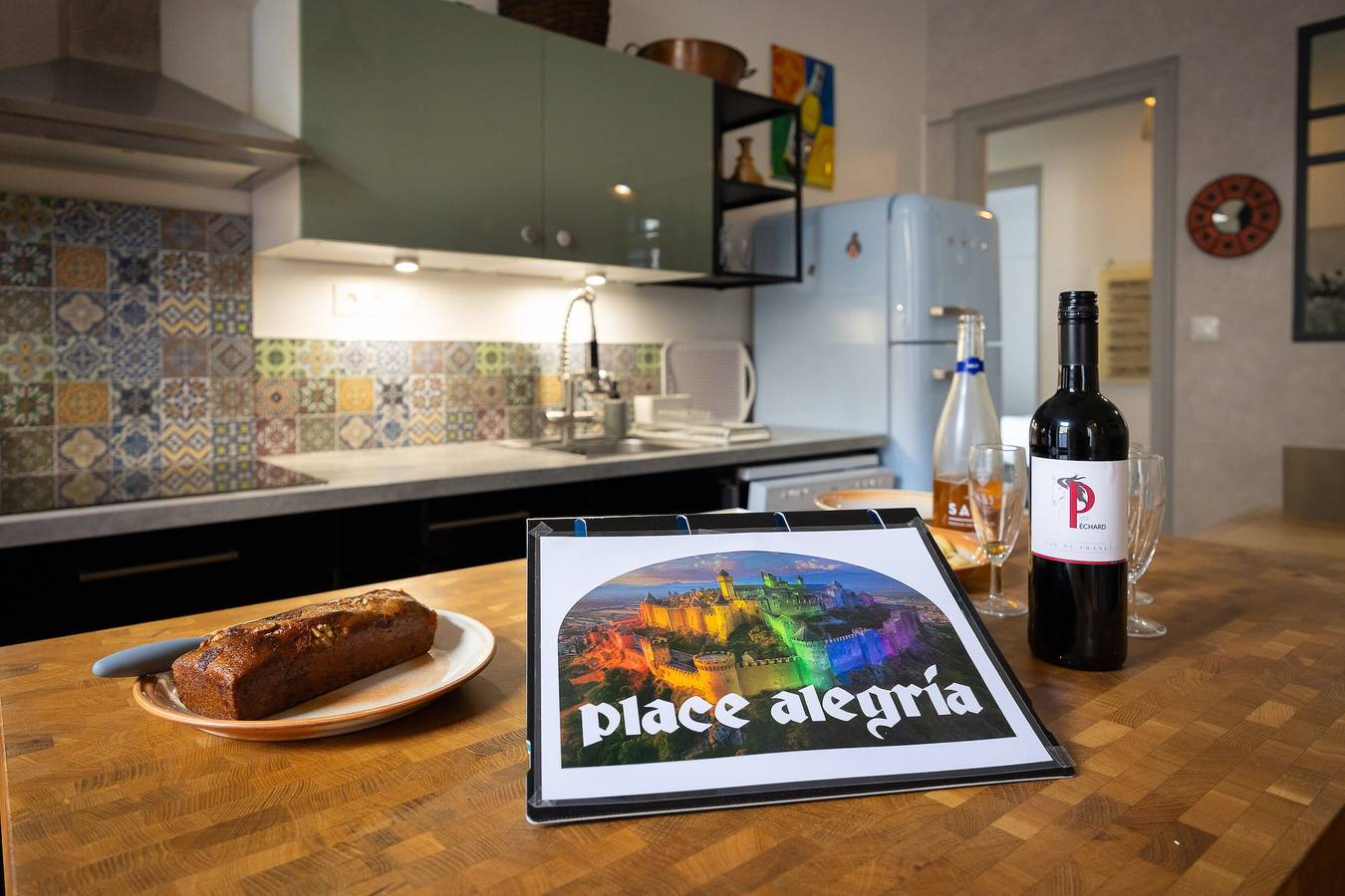 Ganze Wohnung, Apartment 'Place Alegria' mit privater Terrasse, Wlan und Klimaanlage in Carcassonne, Carcassonne und Umgebung