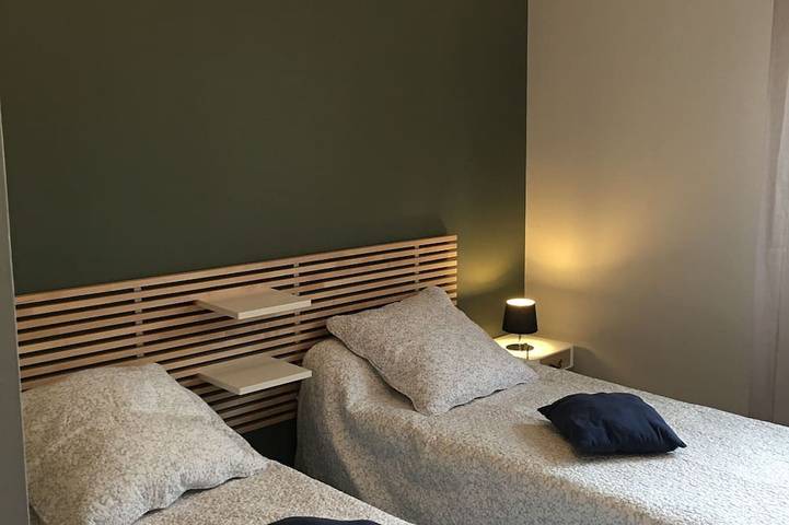 Gîte pour 4 personnes, avec balcon dans Port de Plaisance des Sablons - 2