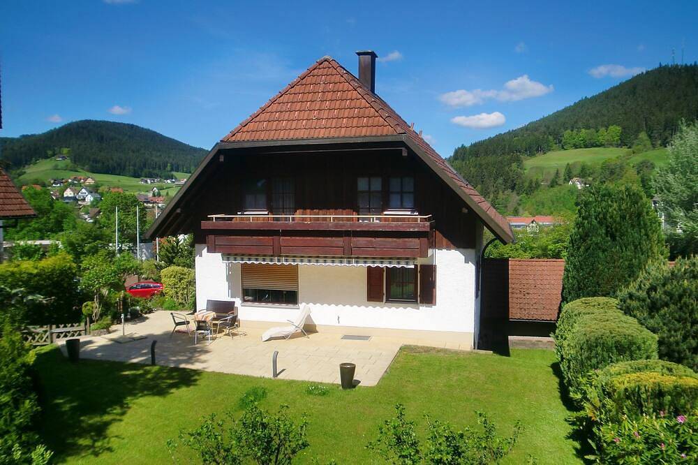 Schwarzwald Ferienhaus Andrea in Baiersbronn, Selva Negra Central