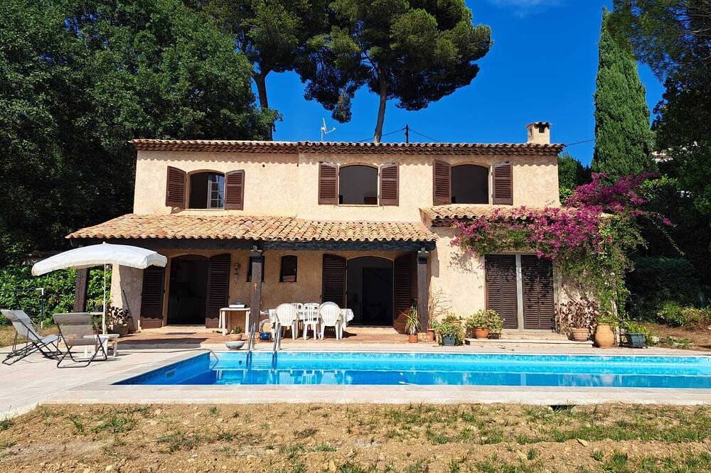 4 Br Villa with Pool, Sea View, Ac, Parking... - Benakey in Le Cannet, Mediterranean Coast (France)