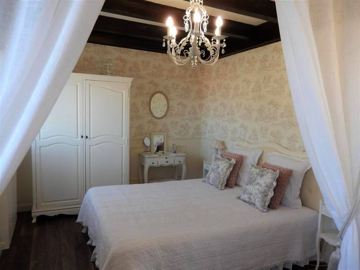 Cottage pour 2 personnes, avec vue ainsi que terrasse et jardin à Réau