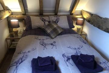 Glamping for 4 People in Surrey, South East England, Photo 3