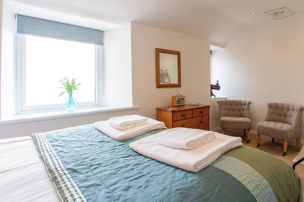 Perfectly located to enjoy breathtaking sea views of Porthleven beach  & harbour in Porthleven, Cornwall