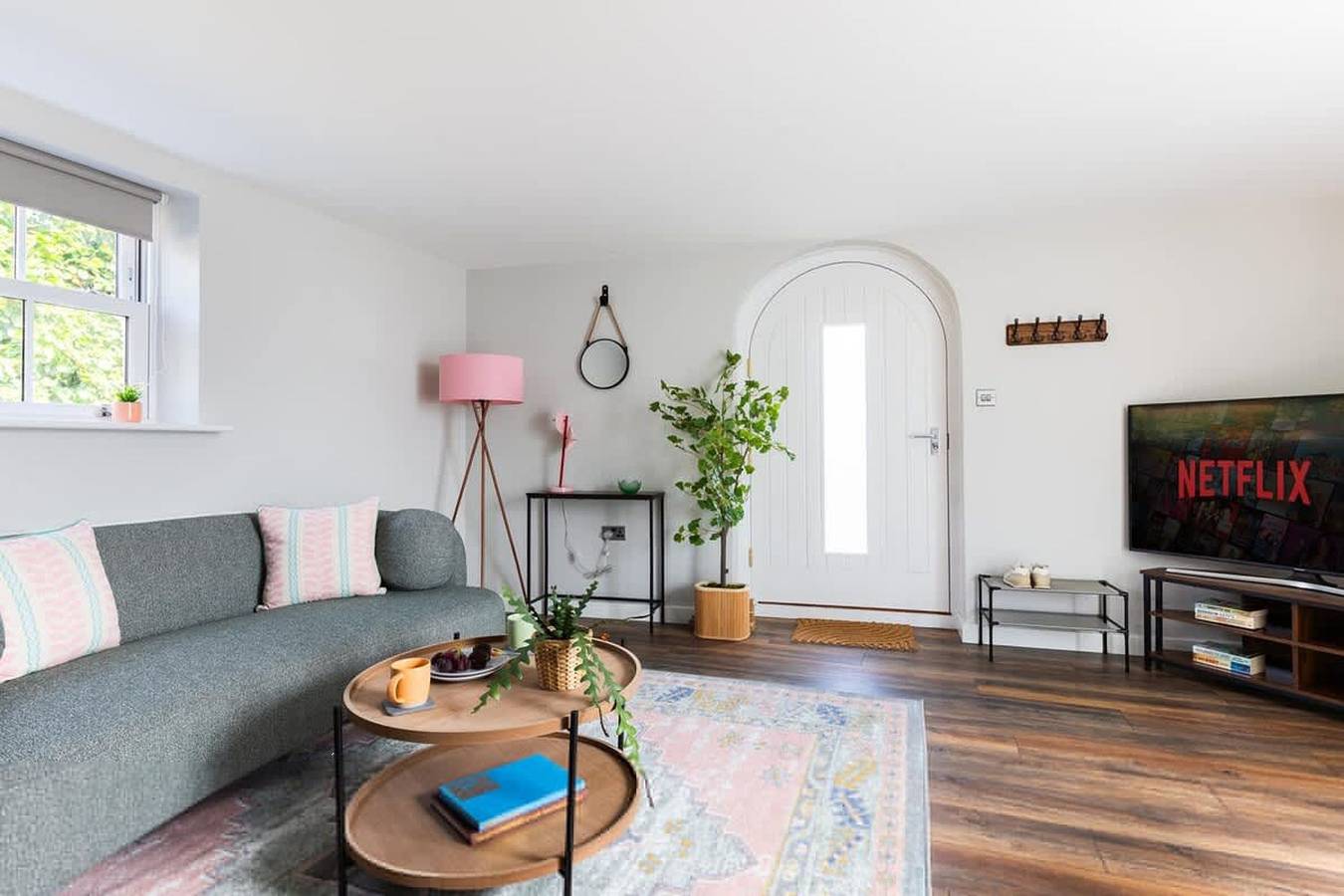 Entire apartment, Ivy Mews - Converted Barn in Popular Village in Scarborough, North York Moors National Park