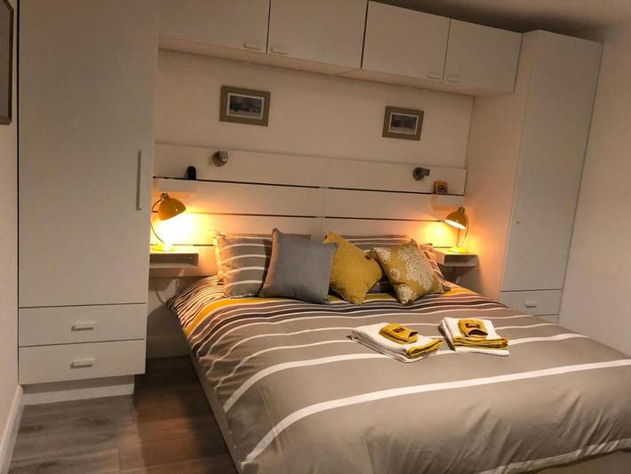 Gîte pour 3 personnes, avec jardin dans Schull