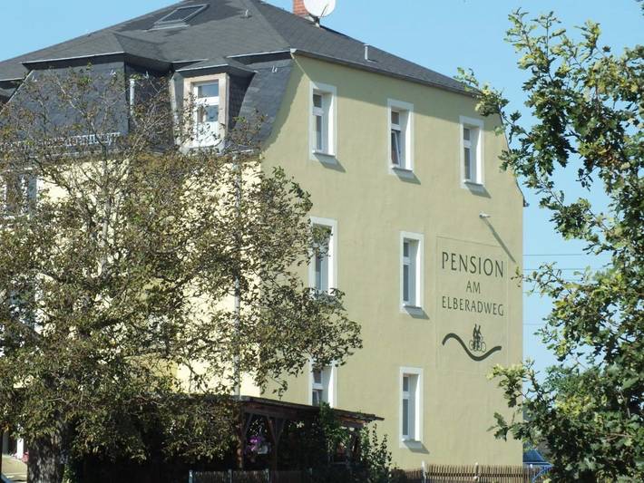 Gästehaus für 2 Personen, mit Terrasse und Garten