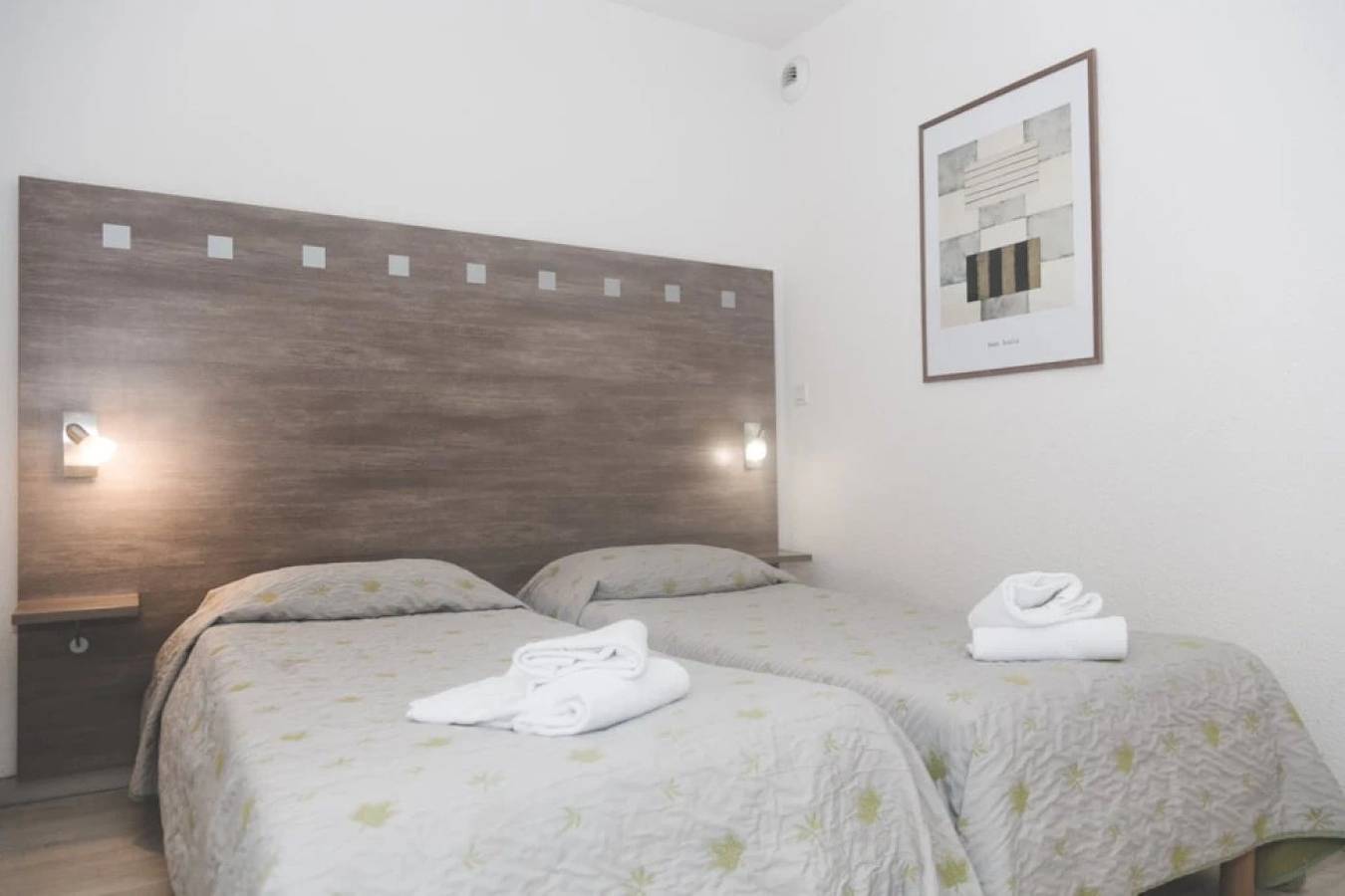 Appartement entier, Appartement 3 étoiles - ccbgfdg in Allevard, Isère