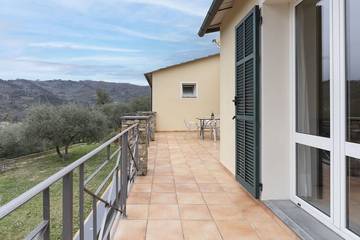 Villa pour 4 personnes, avec jardin, animaux acceptés à Imperia