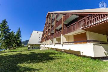 Gîte pour 4 personnes, avec balcon à Montgellafrey